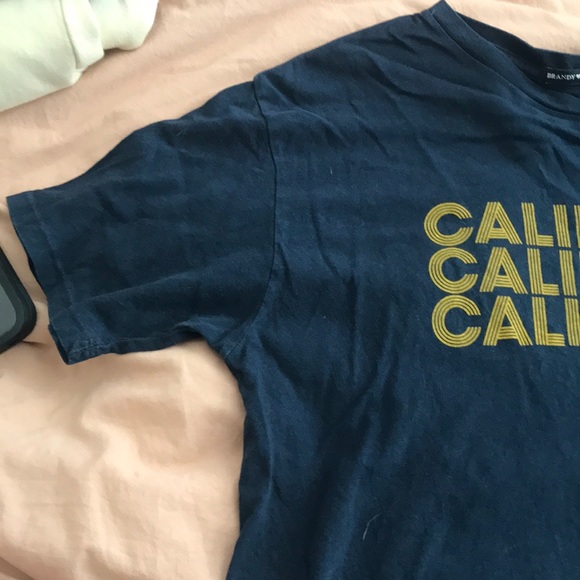 Top - Picture 2 of 2